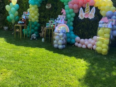 Dekoracije za prvi rođendan balonima