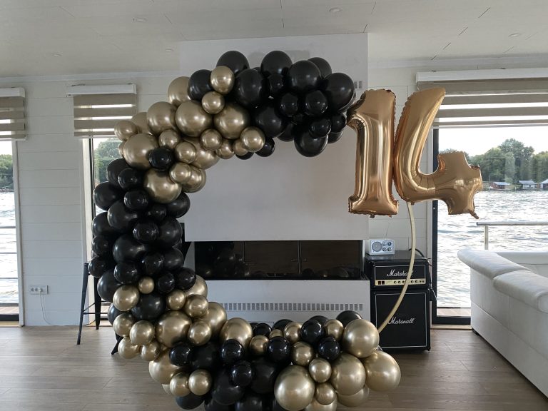 Baloni u obliku brojeva 20